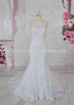 Slim-line sleeveless white mermaid gown wedding dreses with sequins