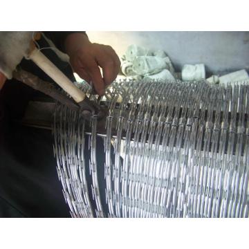 concertina razor wire machine