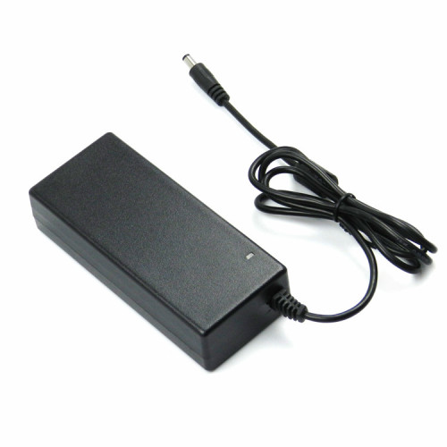 20V 4A 100-240V 50/60Hz Nivel VI Adaptador de potencia