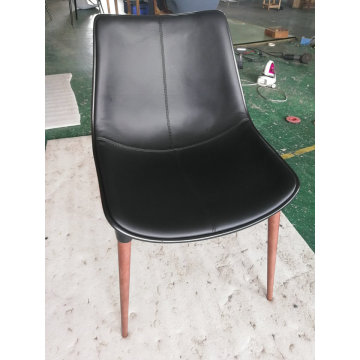 Modloft Langham Dining Chair em Couro