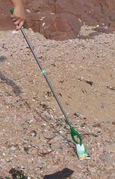 Wonderful trash picker