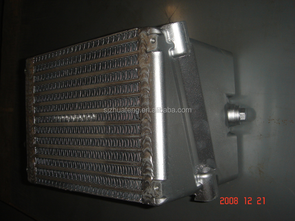 High quality Deutz diesel engine spare parts Oil Cooler BF913