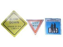 give way sign, regulatory sign,solar LED road sign