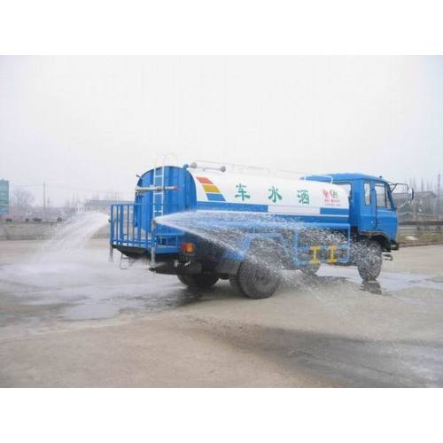 landscaping water tanker truck