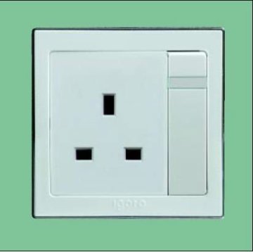British standard Swithched Socket
