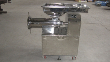 The Stainless steel Vegetable crushing machine