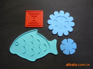 happy festival time promotion gift lively fish shape silicone tea cup coaster