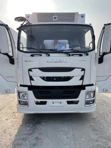 Isuzu 12Tons harga lemari es truk van yang didinginkan