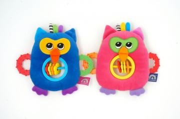 Plush owl with rattle and teether