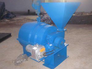 Pulverizing raw coal equipment