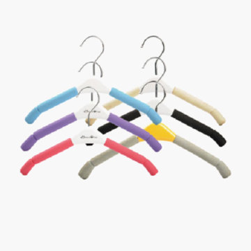 Child colorful cloth hanger