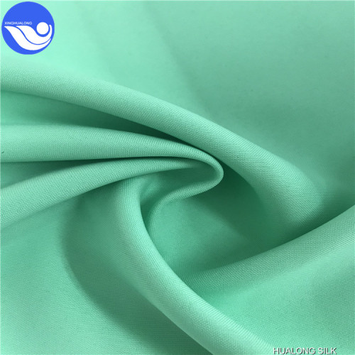 Giysiler için kullanılan% 100 Polyester Mini Mat Elbise