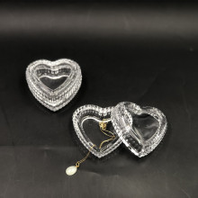 وصول جديد واضح مربع مجوهرات الزجاج شكل قلب