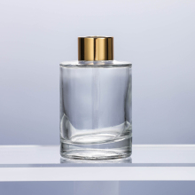 Clear perfume perfume empty bottle