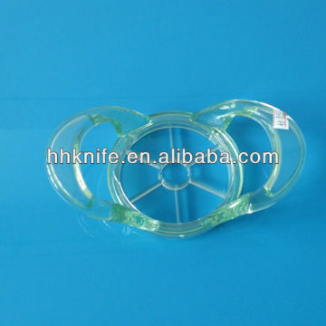 Plastic Apple Cutter