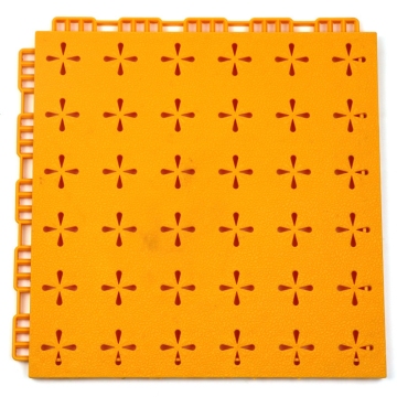 outdoor playground pp tiles