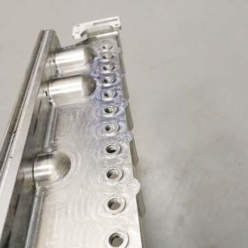 Usine de Foshan usinage CNC pièces en aluminium prototype métallique