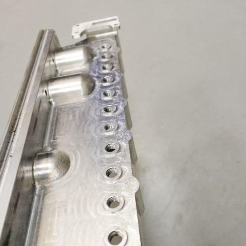 Usine de Foshan usinage CNC pièces en aluminium prototype métallique