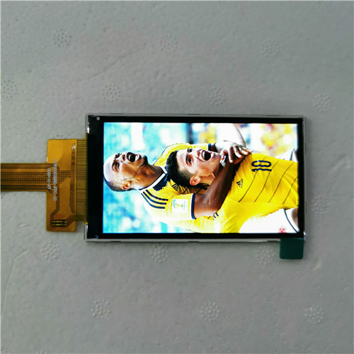 3,0 inç TFT LCD Ekran