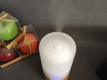 2015 Real wood glass Aroma Diffuser with MP3& glass &wooden base for Austrlia market