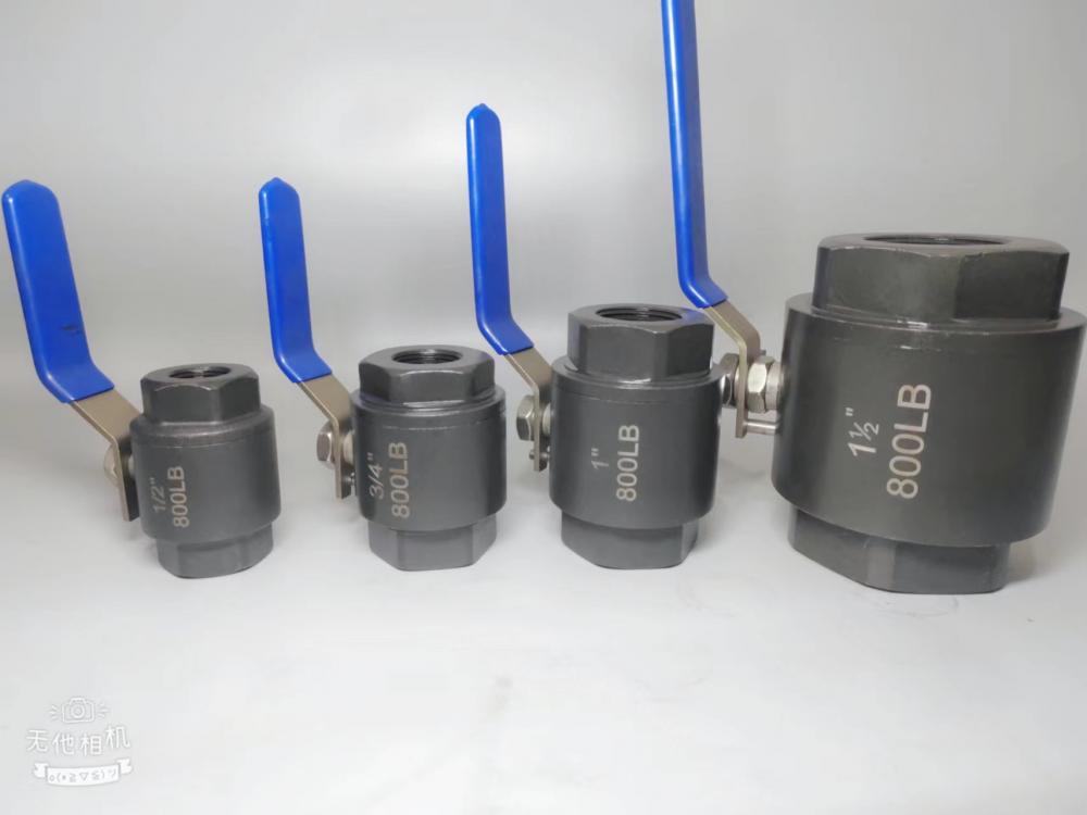 A105 Forged steel threaded two-piece ball valve NPT 800LB