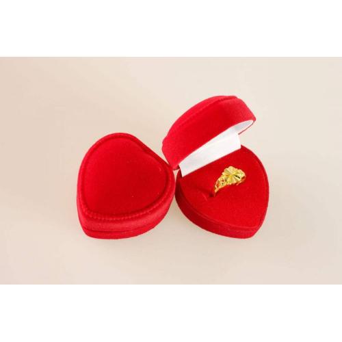 Red Heart-Shaped Velvet Exquisite Ring Box