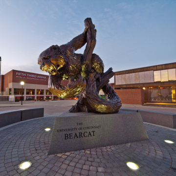 bronze casting foundry metal craft bronze bear bronze sculpture