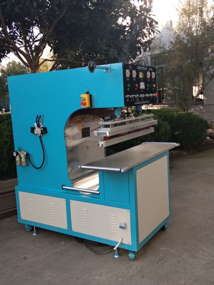 PVC Tarpaulin Canvas Welding Making Machine