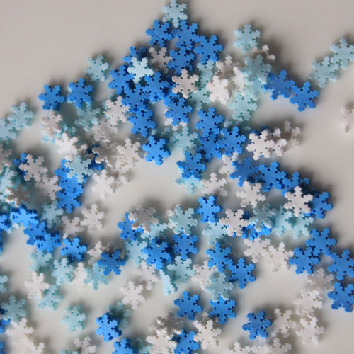 Cuentas de copo de nieve de color blanco, rebanada de arcilla suave de 5 mm, copo de nieve azul para decoraciones navideñas, asperja para fiestas de bricolaje