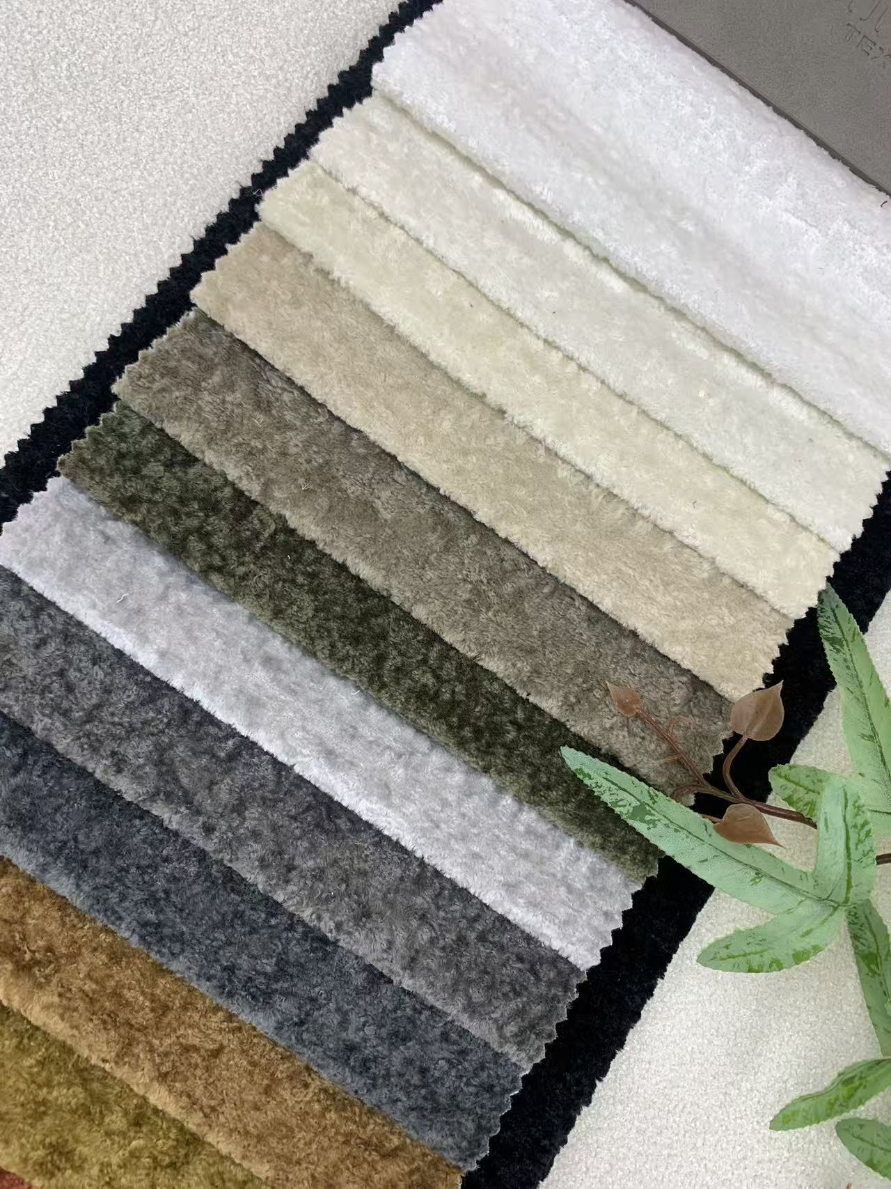 Кадифена ткаенина во крем стил Cream Style Velvet Fabric