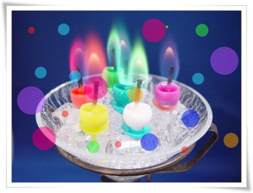 装飾的な香りの柱の色炎の誕生日キャンドル