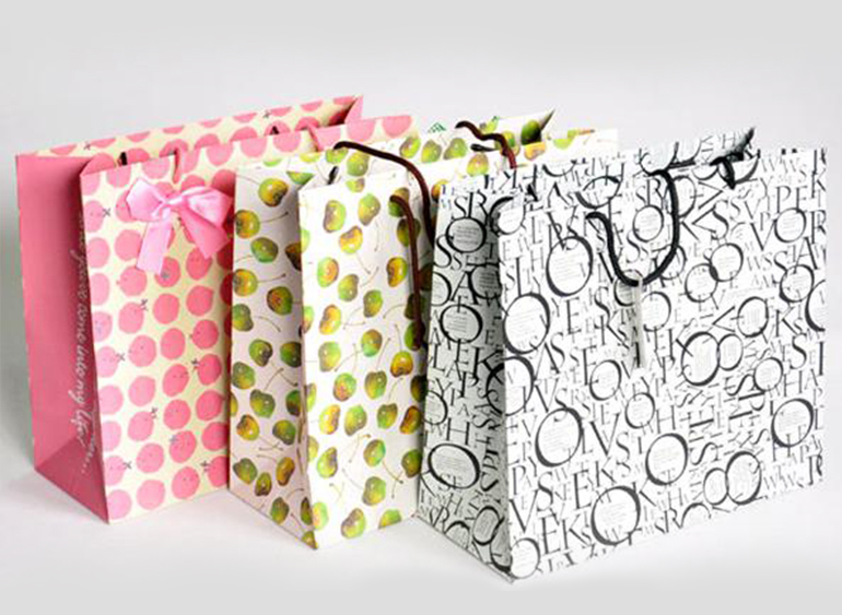 Gift paper bag