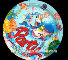 Paper plate with party under the sea