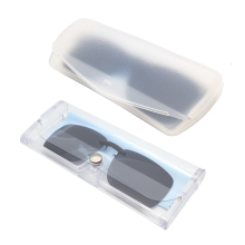 Wholesale Lightweight Transparent Plastic Clip-On Sunglasses Case