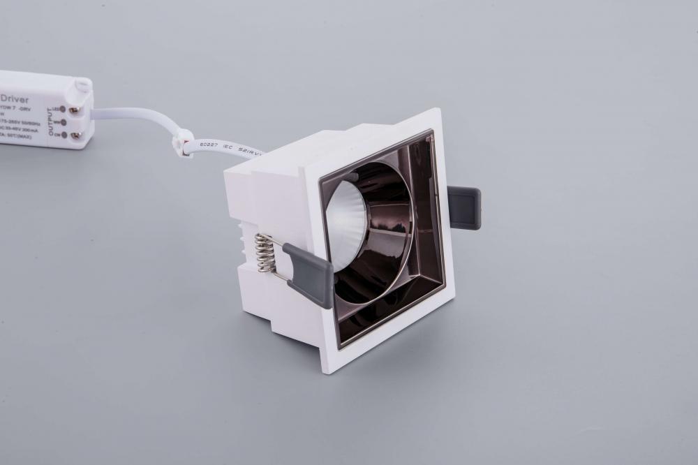 12W Square Spotlight