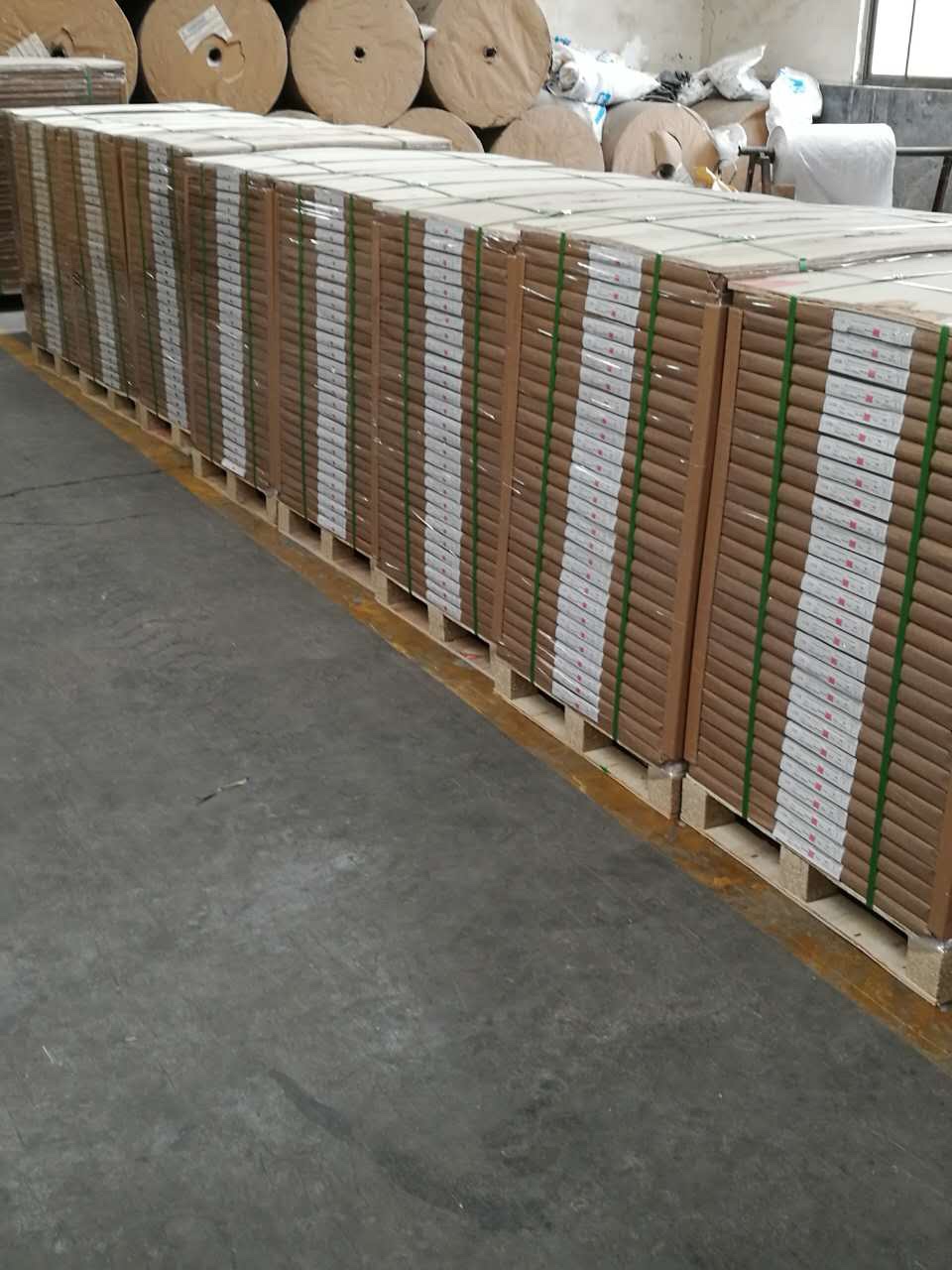 Carbonless NCR Paper Sheets CB CFB CF Carbonless Paper Sheets