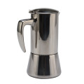 Cafetière expresso sur la cuisinière Moka Pot