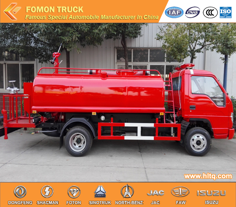 4 multifunctional fire fighting truck