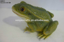 painted resin frog garden decoration