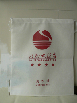 Pull-typed white non woven hotel  laundry bag