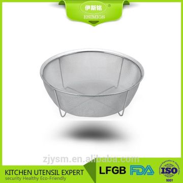 Classic small vegetable colander