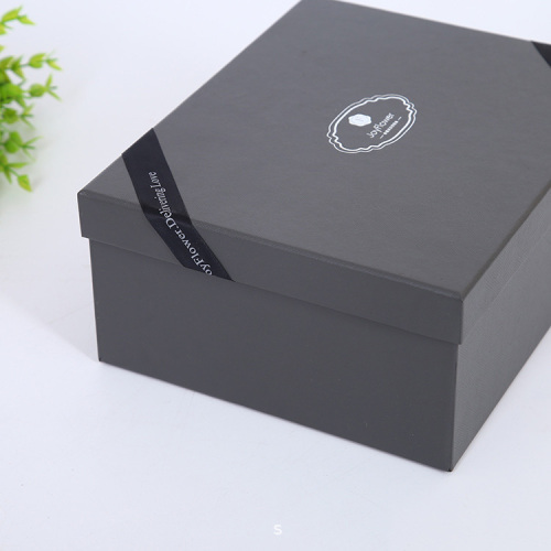 Packaging di scatole abiti personalizzate logo