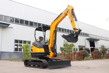 Orchard Farm uses 3.5 ton mini excavator