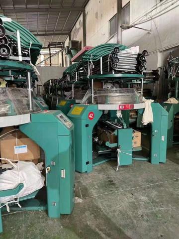 Double-sided high-speed circular knitting machine