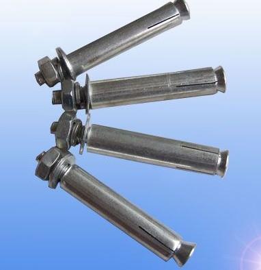 Expansion bolt