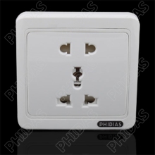 AM86 Wall Universal Socket