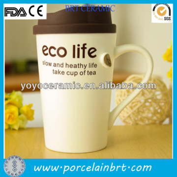 ceramic white coffe cups with lids