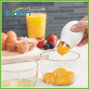 Safe Food silicone rubber egg separator