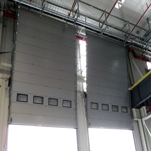 Pintu garasi overhead industri