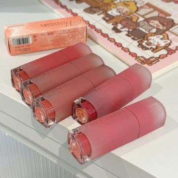 Custom Gold Lip Gloss Vendor